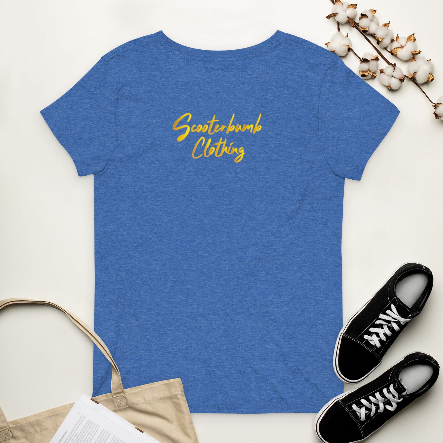 No shade Women’s recycled v-neck t-shirt