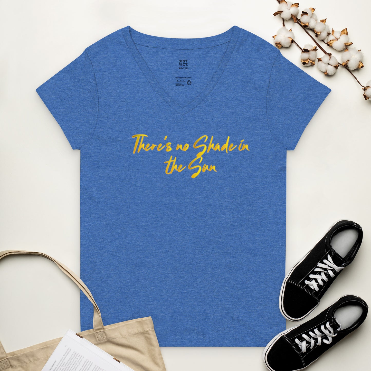 No shade Women’s recycled v-neck t-shirt